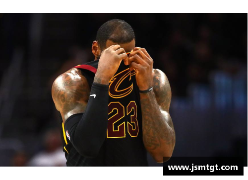 NBA球员妻子私照外泄：巨星家庭的隐私风暴引发广泛关注和讨论